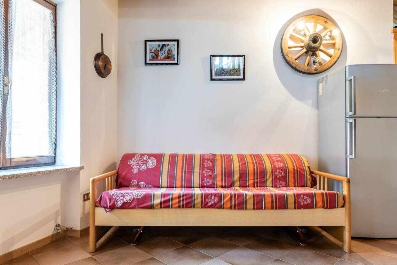 Apartamento Dimora al Portico Cloz OSPITAR Exterior foto